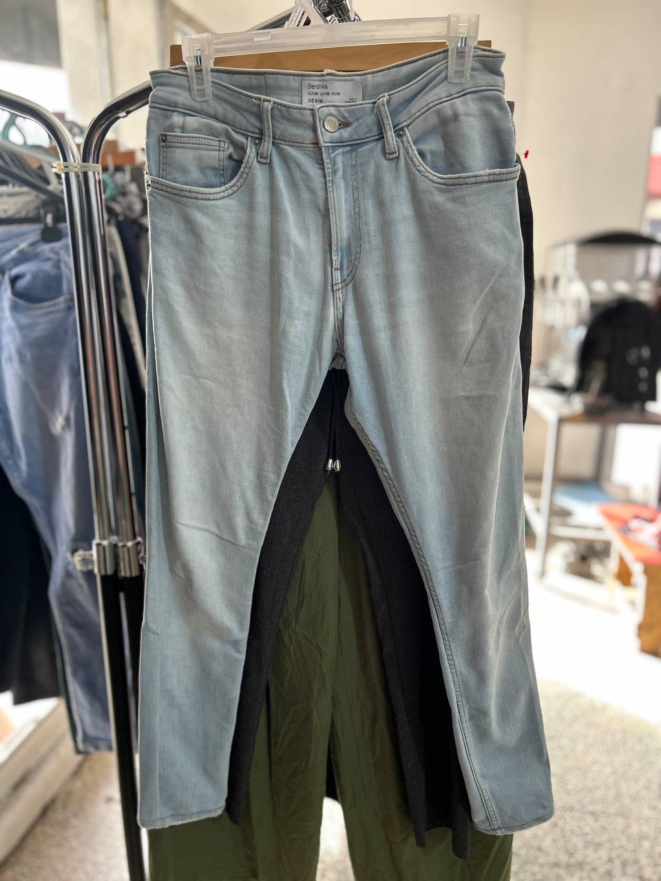 Jean Bershka Azul de Hombre