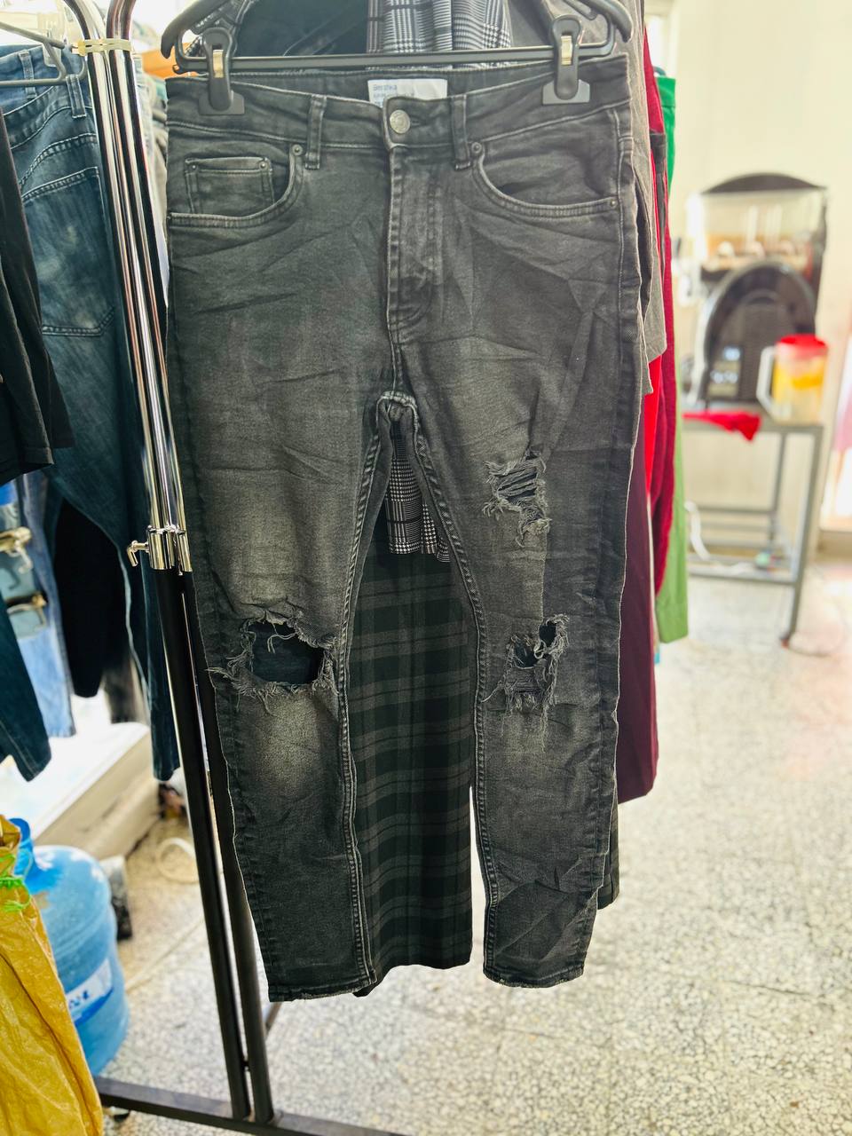 Jean Bershka Gris de Hombre